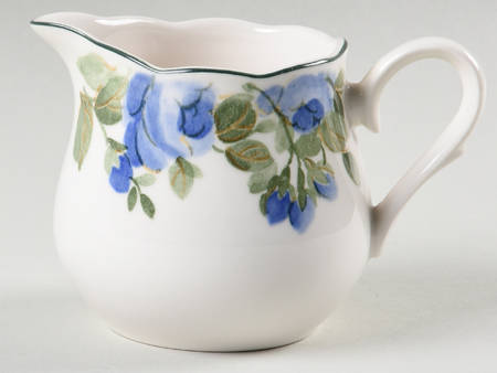 Flirtatious Creamer