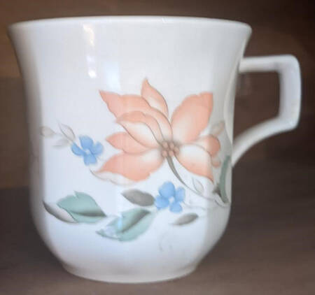 Garden Glory Flat Cup