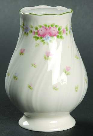 Garland Salt Shaker