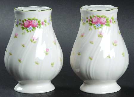 Garland Salt & Pepper Set
