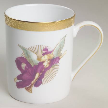 Gold Filigree Accent Mug