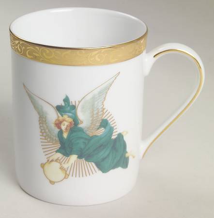 Gold Filigree Accent Mug