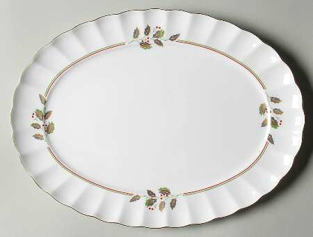 Golden Holly 13" Oval Serving Platter