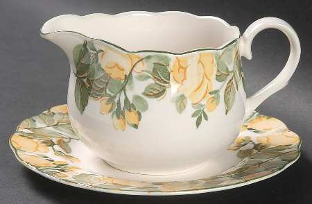Gracious Round Gravy Boat & Bread and Butter Stand