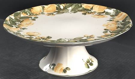 Gracious 11" Diameter Pedestal Cake Stand