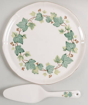 Greenwood Cake Plate and Server (Boxed Set)