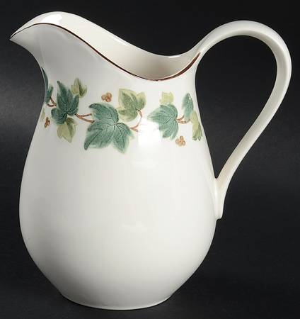 Greenwood 32 Oz Pitcher