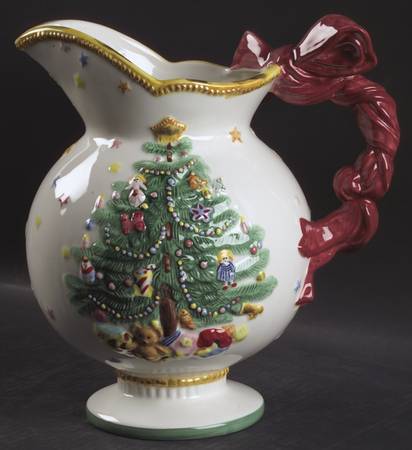 Happy Holidays 80 Oz Pitcher