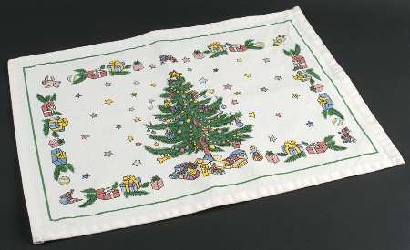 Happy Holidays Cloth Placemat by Nikko