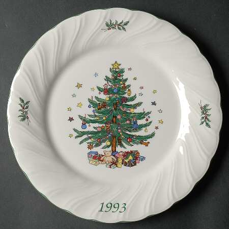 Happy Holidays 1993 Collector Plate by Nikko