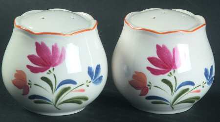 Hampton Salt & Pepper Set