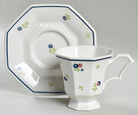 Homespun Footed Cup & Saucer Set