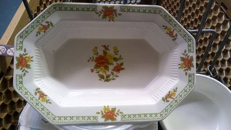 Jasmine 10" Oval Vegetable Bowl