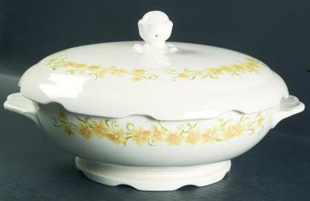 Jonquil 2 Qt Round Covered Casserole by Nikko
