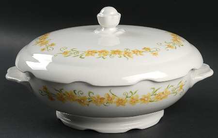 Jonquil Round Covered Vegetable