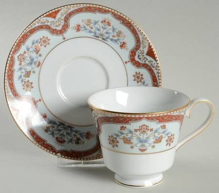 Kashmir Footed Cup & Saucer Set