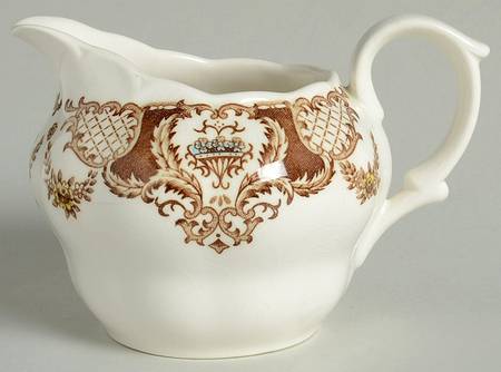 Windsor Brown Multicolor Creamer