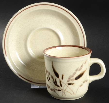 Leawood Flat Cup & Saucer Set