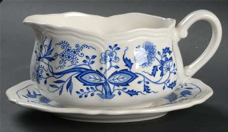 Loire Blue Gravy Boat & Underplate