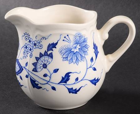 Loire Blue Creamer