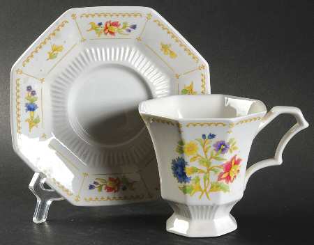 Footed Cup & Saucer Set