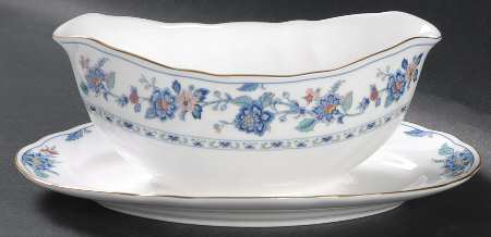 Mandarin Gravy Boat with Attached Underplate