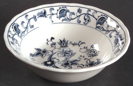 Ming Tree Blue (Double Phoenix Backstamp) Coupe Cereal Bowl
