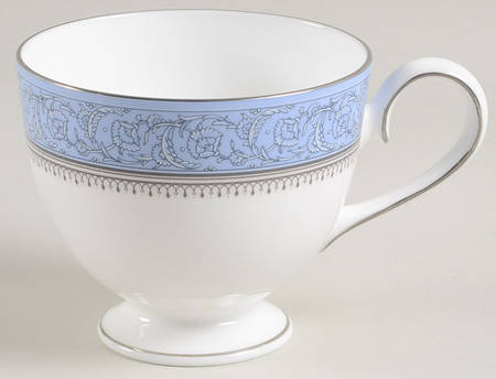 Montvale Footed Cup