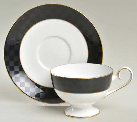 Mystique Footed Cup & Saucer Set