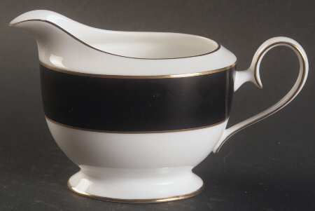 Mystique Creamer