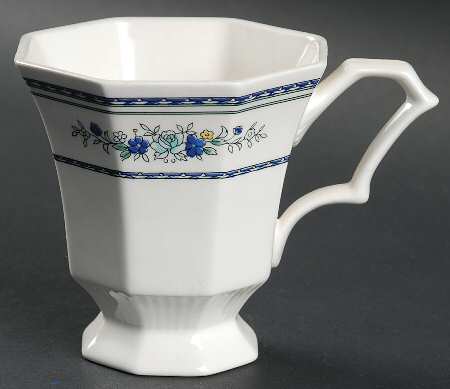 Newport Footed Cup