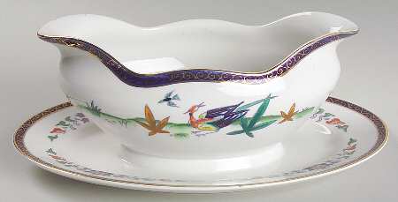 NIK9 Gravy Boat with Attached Underplate