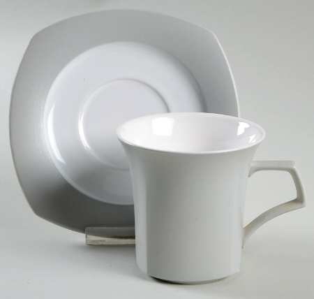Pearl Flat Cup & Saucer Set