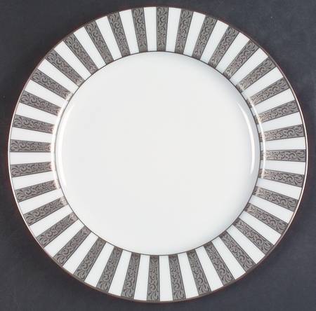 Platinum Filigree Accent Luncheon Plate