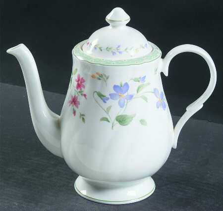 Promenade Coffee Pot & Lid