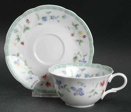 Promenade Breakfast Cup & Saucer Set