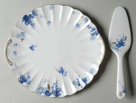 Raceme Cake Plate and Server (Boxed Set)