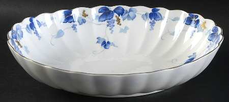 Raceme 9" Oval Vegetable Bowl