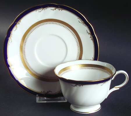 Rochelle Footed Cup & Saucer Set