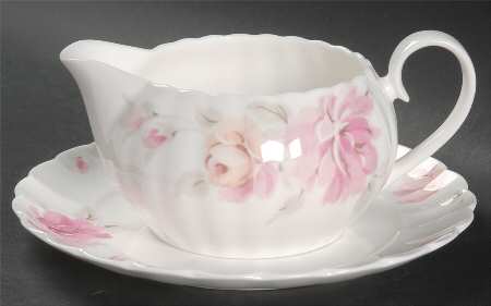 Rose Splendor Gravy Boat & Underplate