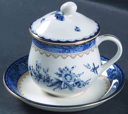 Sanctuary Cocoa Cup & Saucer with Lid
