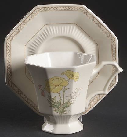 Spring Bouquet Footed Cup & Saucer Set