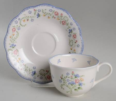 Sweetbrier Flat Cup & Saucer Set