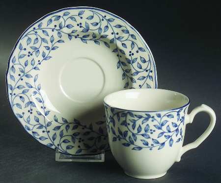 Sylvan Flat Cup & Saucer Set