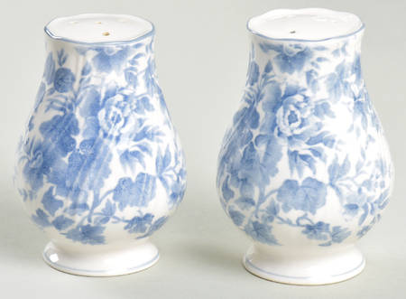 Tea Roses Salt & Pepper Set