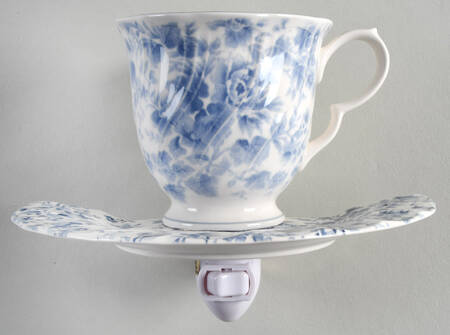 Tea Roses 4 3/8"-4 5/8" Night Light/Cup & Saucer HC