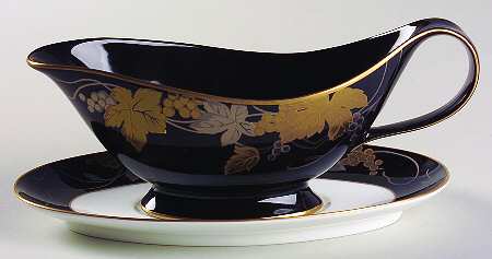 Twilight Gravy Boat & Underplate