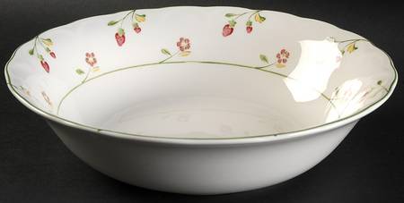 Versailles 9" Round Vegetable Bowl