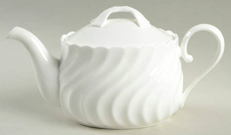White Elegance Mini Teapot & Lid