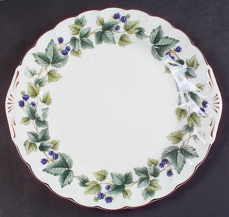 Wild Berry Party/Serving/Chip & Dip Plate